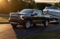 2024 Chevrolet Silverado HD：新面孔新内饰更多柴油动力